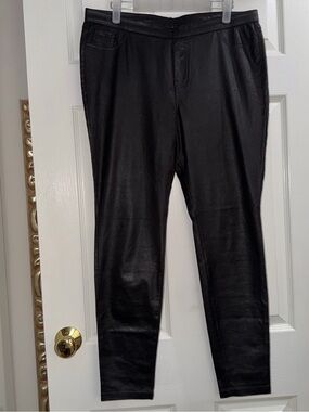 HUE Black Faux Leather Pants - Sleek Pull-On Style